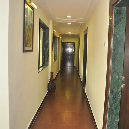 Hotel O Silver Leaf 3*