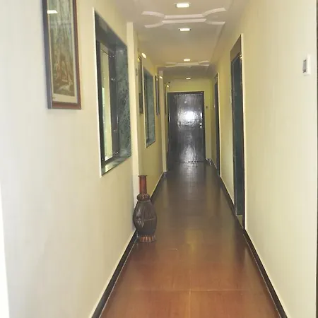 Hotel O Silver Leaf 3*