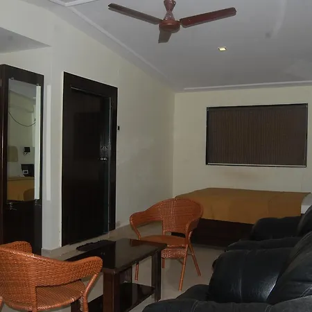 O Silver Leaf 3* Panchgani